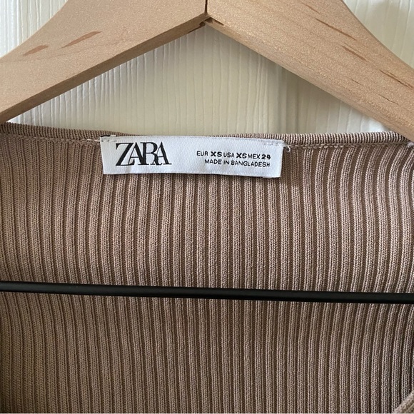 Zara Ribbed Long Sleeve - Picture 3 of 5